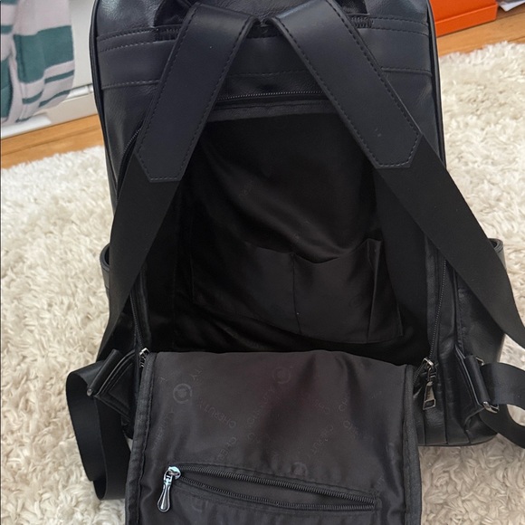 Black Vegan Leather Anti-Theft Backpack - Picture 3 of 6